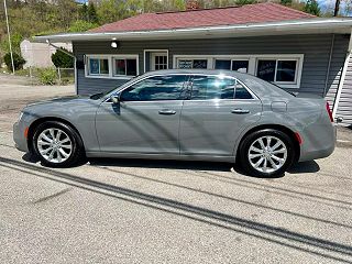 2018 Chrysler 300 Limited Edition 2C3CCAKG0JH181669 in Lower Burrell, PA 9