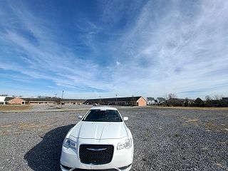 2018 Chrysler 300 Touring 2C3CCAAG9JH265023 in Martinsburg, WV 2