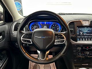 2018 Chrysler 300 Touring 2C3CCAAG0JH340899 in Round Rock, TX 27