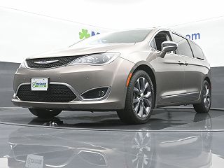 2018 Chrysler Pacifica Limited 2C4RC1GG2JR131851 in Cedar Rapids, IA 5