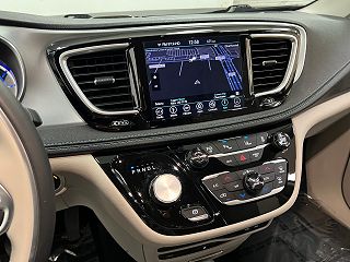2018 Chrysler Pacifica Limited 2C4RC1N77JR159275 in Clearwater, FL 32