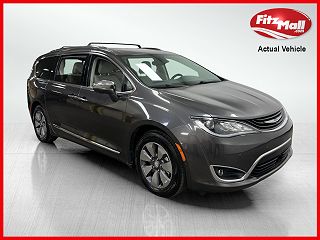 2018 Chrysler Pacifica Limited 2C4RC1N77JR159275 in Clearwater, FL