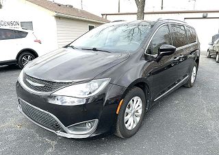 2018 Chrysler Pacifica Touring-L 2C4RC1BG8JR123311 in Denison, TX