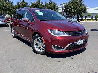 2018 Chrysler Pacifica Limited 2C4RC1GG3JR233224 in Manteca, CA 2