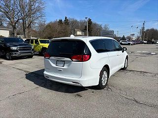 2018 Chrysler Pacifica LX 2C4RC1CGXJR293426 in Upper Sandusky, OH 5