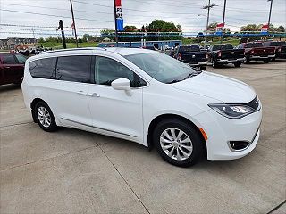 2018 Chrysler Pacifica  2C4RC1BG2JR277478 in Waterford, PA 6