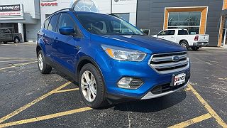 2018 Ford Escape SE 1FMCU9GD1JUB65849 in Sterling, IL 3