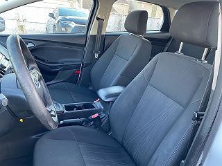 2018 Ford Focus SE 1FADP3K21JL245134 in Detroit, MI 6