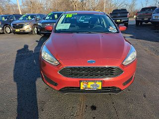 2018 Ford Focus SE 1FADP3K29JL238738 in Racine, WI 3