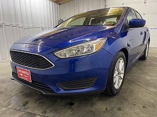2018 Ford Focus SE 1FADP3FE6JL232660 in Van Wert, OH 3