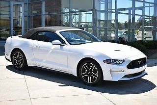 2018 Ford Mustang  VIN: 1FATP8UH3J5132803