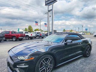2018 Ford Mustang  VIN: 1FATP8UH9J5145393