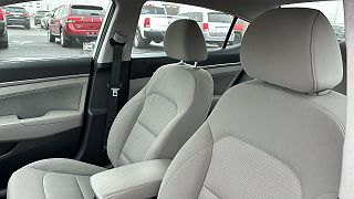 2018 Hyundai Elantra SEL 5NPD84LF7JH367581 in Galesburg, IL 21