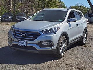 2018 Hyundai Santa Fe Sport 2.0T VIN: 5XYZUDLA1JG555879