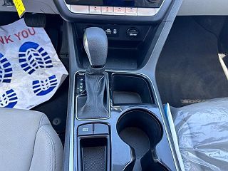 2018 Hyundai Sonata SE 5NPE24AF9JH662237 in Cape Girardeau, MO 15