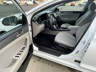 2018 Hyundai Sonata SE 5NPE24AF3JH721573 in Chanute, KS 12
