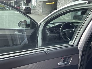 2018 Hyundai Sonata Limited Edition 5NPE34AB6JH697778 in Lexington Park, MD 40