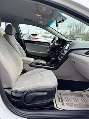2018 Hyundai Sonata SE 5NPE24AF1JH604753 in New Milford, CT 7