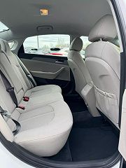 2018 Hyundai Sonata SE 5NPE24AF1JH604753 in New Milford, CT 8
