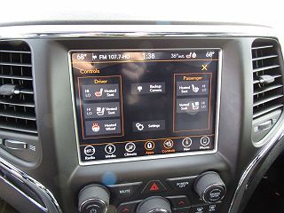 2018 Jeep Grand Cherokee Overland 1C4RJFCG6JC266395 in Troy, NY 26
