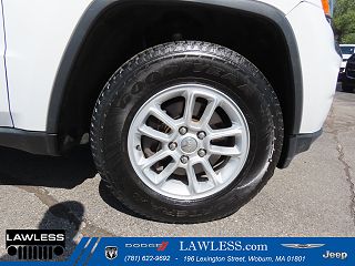 2018 Jeep Grand Cherokee Laredo 1C4RJFAG8JC286229 in Woburn, MA 28