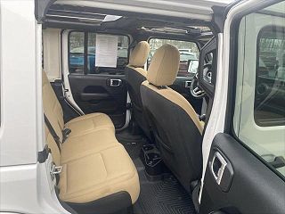 2018 Jeep Wrangler Sahara 1C4HJXEG2JW306100 in Belfast, ME 15