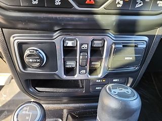 2018 Jeep Wrangler Sahara 1C4HJXEG4JW303277 in Franklin, IN 11
