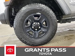 2018 Jeep Wrangler Sport 1C4HJXDN3JW262740 in Grants Pass, OR 22