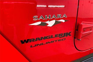 2018 Jeep Wrangler Sahara 1C4HJWEG3JL893659 in Madison, WI 9