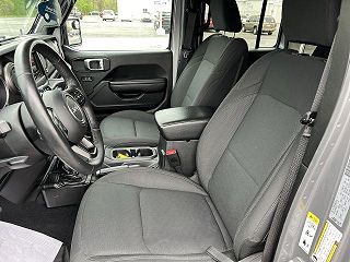 2018 Jeep Wrangler Sport 1C4HJXDG0JW115731 in Millersburg, PA 19