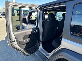 2018 Jeep Wrangler Sport 1C4HJXDG0JW121707 in North Dartmouth, MA 29