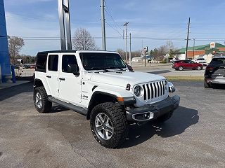 2018 Jeep Wrangler Sahara 1C4HJXEG3JW107413 in North Manchester, IN 17