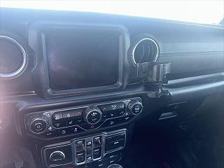 2018 Jeep Wrangler Sahara 1C4HJXEG1JW120290 in Paola, KS 11