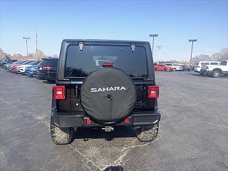2018 Jeep Wrangler Sahara 1C4HJXEG1JW120290 in Paola, KS 4