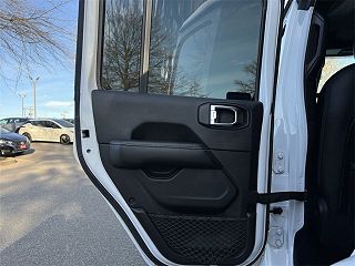 2018 Jeep Wrangler Sahara 1C4HJXEG8JW132677 in Springfield, VA 21
