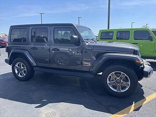 2018 Jeep Wrangler Sahara 1C4HJXEN9JW188898 in Taylorville, IL 1