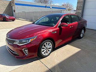 2018 Kia Optima S 5XXGT4L32JG237298 in Chesterfield, MI 4