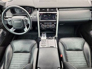 2018 Land Rover Discovery HSE Luxury SALRT2RV0JA053455 in McGregor, TX 27