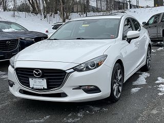 2018 Mazda Mazda3 Touring 3MZBN1V3XJM243992 in Middletown, NY 2