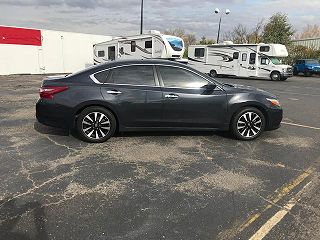2018 Nissan Altima SV 1N4AL3AP9JC179749 in Fairfield, OH 5