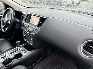 2018 Nissan Pathfinder SL 5N1DR2MM7JC638239 in Eau Claire, WI 33