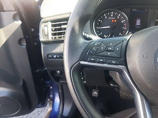 2018 Nissan Rogue SV 5N1AT2MV7JC781334 in Cincinnati, OH 16