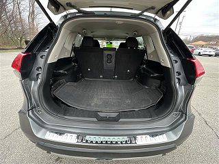 2018 Nissan Rogue SV KNMAT2MV9JP547791 in Madison, OH 17