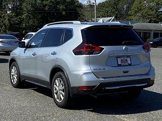 2018 Nissan Rogue SV JN8AT2MV3JW347886 in Patchogue, NY 3