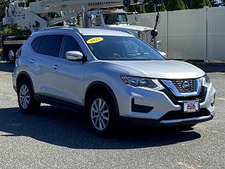 2018 Nissan Rogue SV JN8AT2MV3JW347886 in Patchogue, NY 5