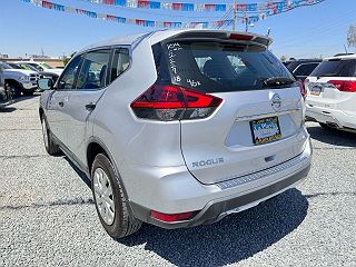 2018 Nissan Rogue SV KNMAT2MV8JP518976 in Tulare, CA 5