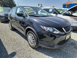 2018 Nissan Rogue Sport S JN1BJ1CPXJW188905 in Tulare, CA 3