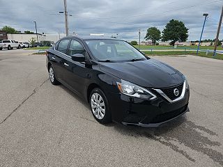 2018 Nissan Sentra S VIN: 3N1AB7AP2JY294613