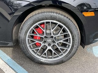 2018 Porsche Macan Turbo WP1AF2A50JLB71466 in Huntington Station, NY 9