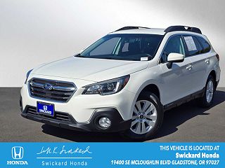 2018 Subaru Outback 2.5i VIN: 4S4BSACC9J3299689